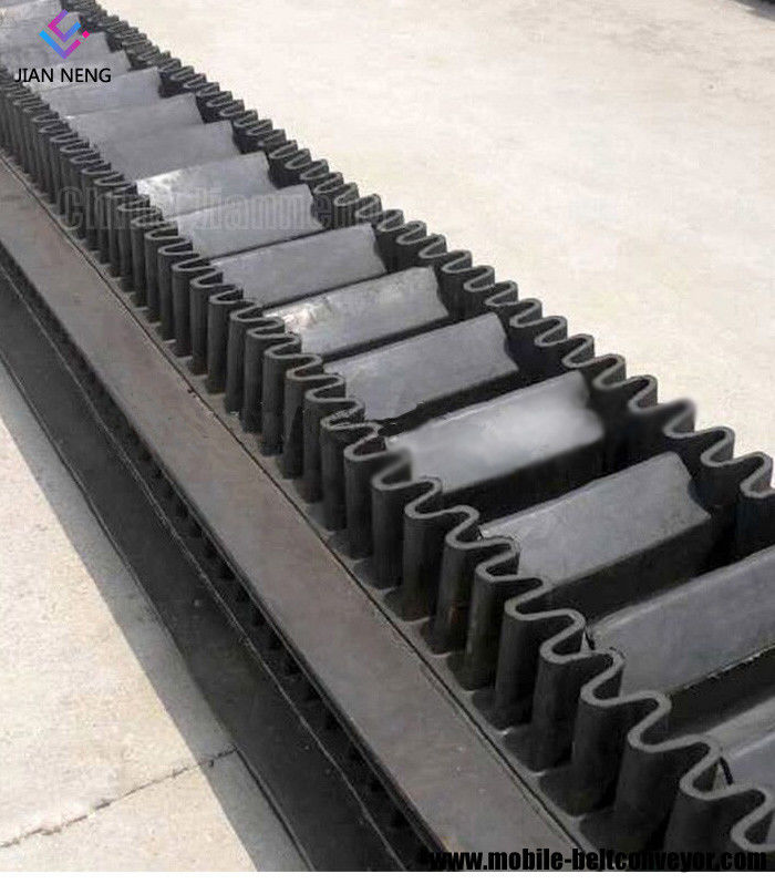 Sidewall Cleated Truck Ładowanie przenośnika taśmowego, Przenośny przenośnik załadunkowy do transportu materiałów